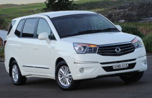 New SsangYong Stavic Minivans Now Available on Pre-order
